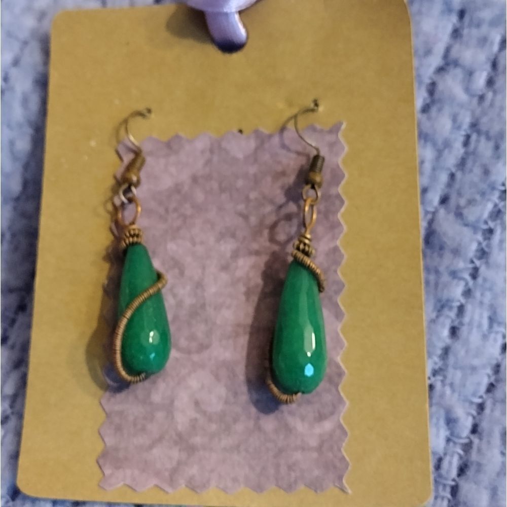Green dangle drop earrings bead ooak gift bridesmaids stocking stuffer Xmas wire